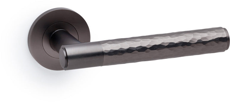 Spitfire Hammered Lever Handle On Concealed Fix Low Profile Round Rose - Dark Bronze
