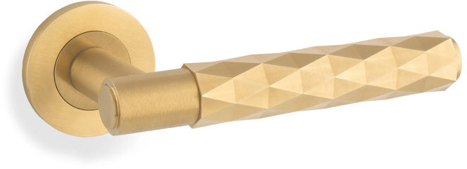 Spitfire Diamond Cut Lever Handle On Concealed Fix Low Profile Round Rose - Satin Brass PVD