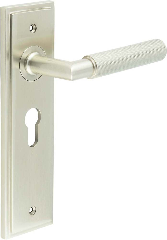 Knurled Pattern Lever Handle On A Large Rectangular Backplate - Satin Nickel