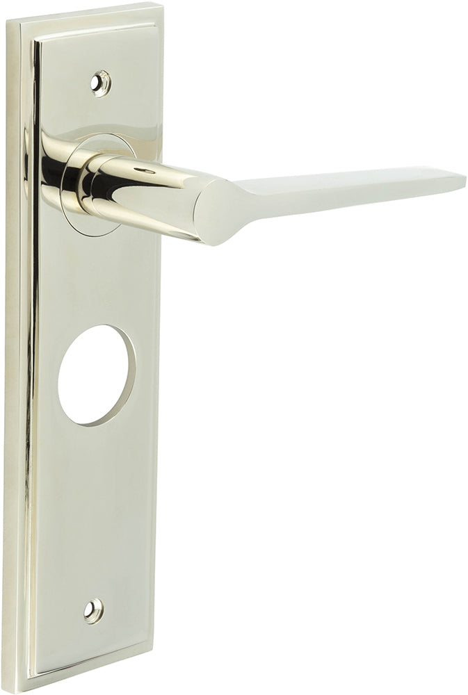 Tappered Pattern Lever Handle On A Large Rectangular Backplate - Polished Nickel