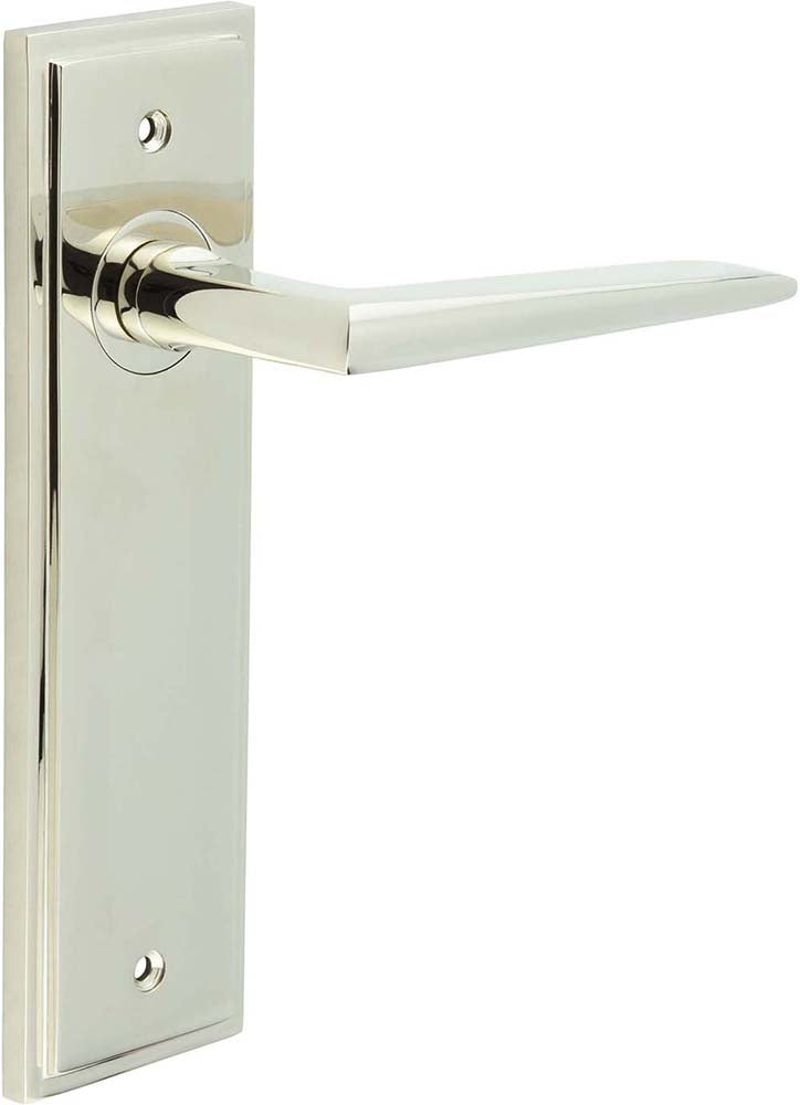 Wedge Pattern Lever Handle On A Large Rectangular Backplate - Polished Nickel