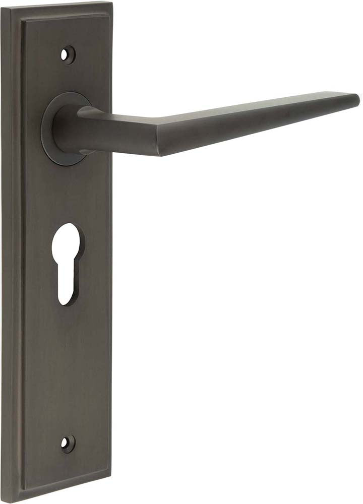 Wedge Pattern Lever Handle On A Large Rectangular Backplate - Dark Bronze