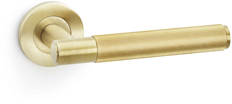 Spitfire Reeded Lever Handle On Concealed Fix Low Profile Round Rose - Satin Brass PVD