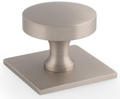 Bullion Cupboard Knob On Square Backplate - Satin Nickel