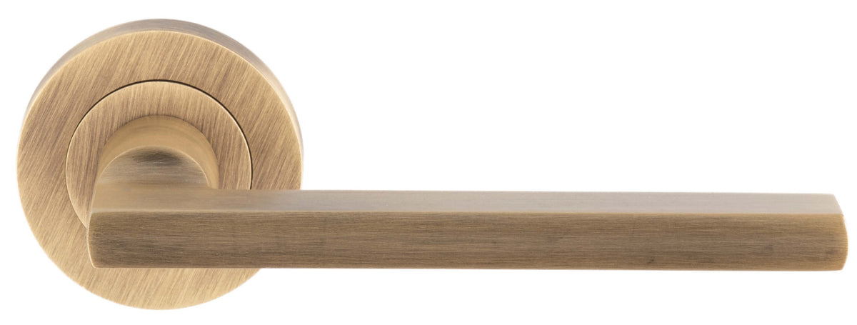Flat Blade Style Lever Door Handles With Round Rose - Antique Brass