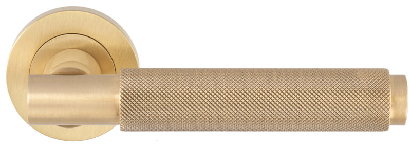 Knurled Design Lever Door Handles With Round Rose - Satin Brass