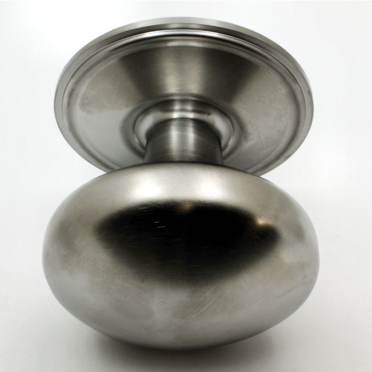 Modern Plain Style Centre Front Door Knob - Satin Chrome - G Johns & Sons Ltd - Architectural Ironmongery