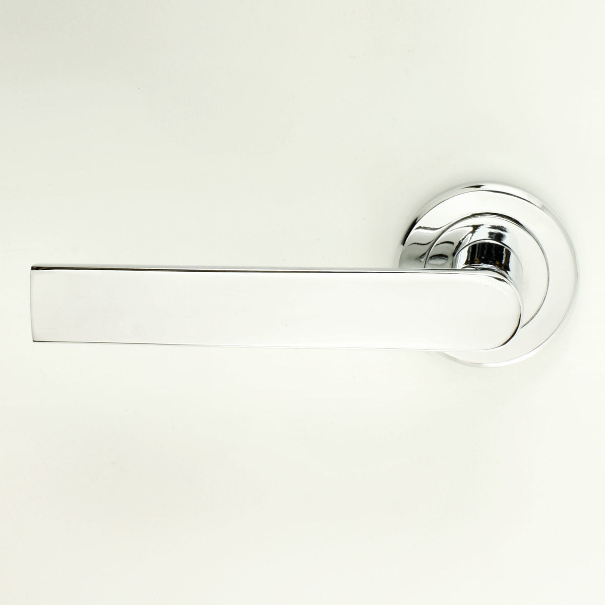 Edge Lever - Round Rose Door Handles - Polished Chrome