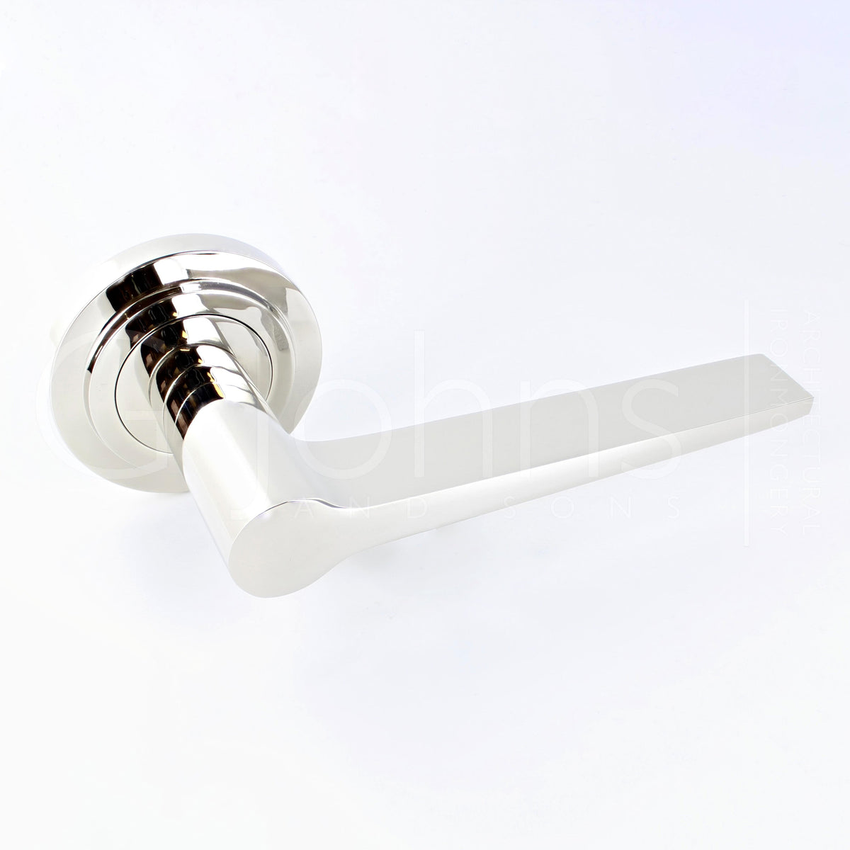 tapered-pattern-lever-handles-with-stepped-round-rose-polished-nickel