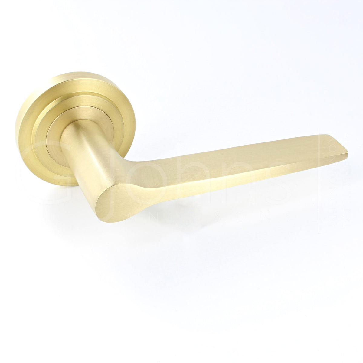 tapered-pattern-lever-handles-with-stepped-round-rose-satin-brass