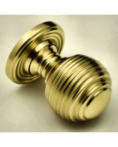 Queen Anne Style - Ringed Pattern Reeded Cupboard Door Knobs - 3 Sizes - Polished Brass
