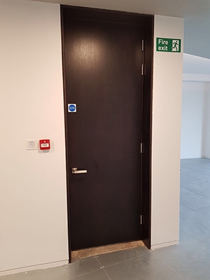 city-road-door-overview