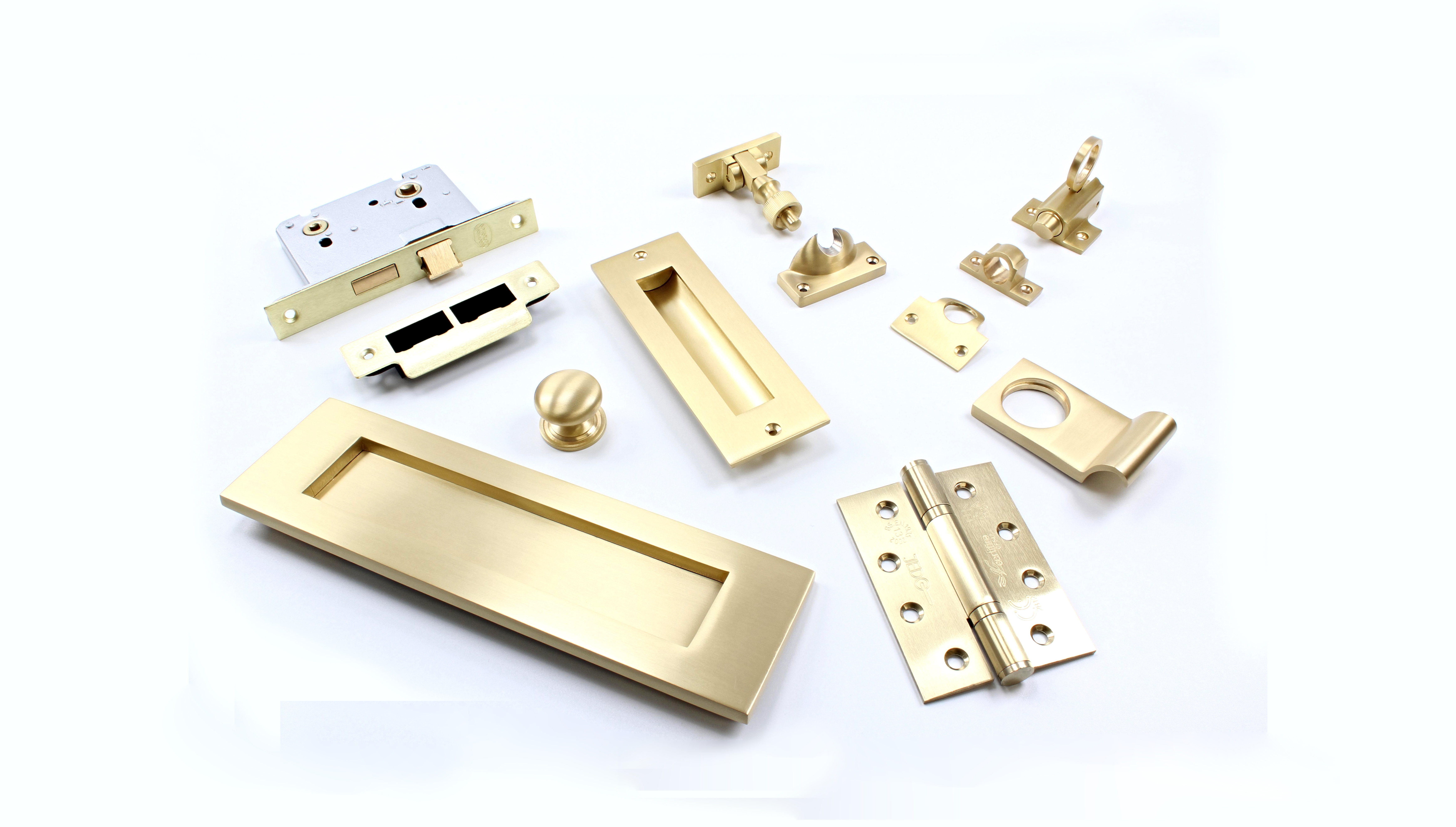 Grouped-Banner-Photo-Satin-Brass