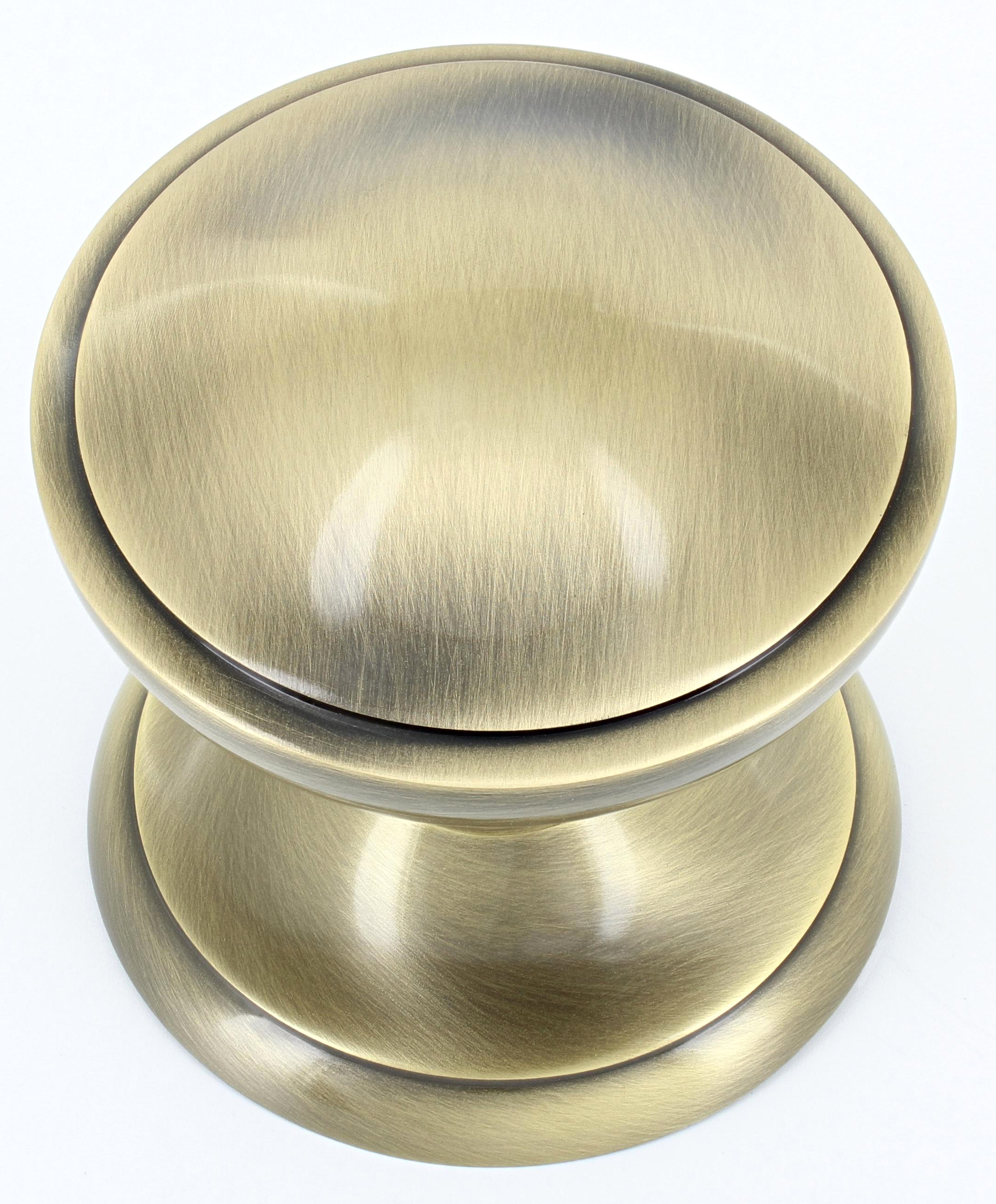 Ironmongery-Finishes-Antique-Brass