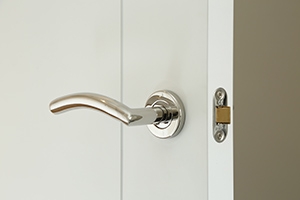 lever-handles-on-rose