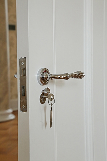 Rim-knob-lever-handles