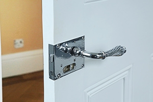 living-room-rim-knob